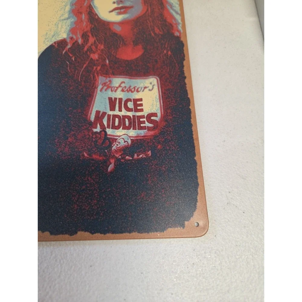 Retro Pop Art Woman Graphic 8x12 Metal Tin Sign Wall Decor‎